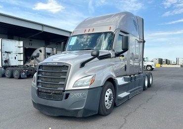 2023 Freightliner Sleeper Semi Truck – 72″ Raised Roof, Detroit, Automatic